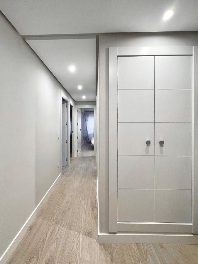 Vtz El Balcon De Plaza Sas Apartment Zaragoza Bagian luar foto