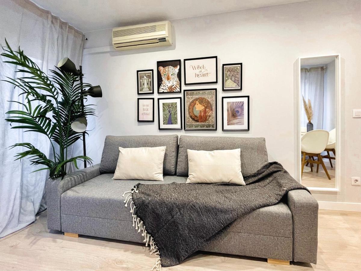 Vtz El Balcon De Plaza Sas Apartment Zaragoza Bagian luar foto